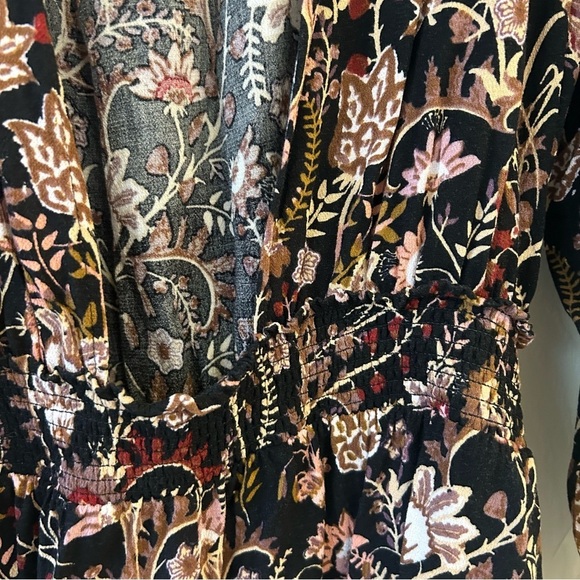 Free People Pretty and Free Black Floral Print Romper Cut Out Back Long Sleeve M - Picture 5 of 10